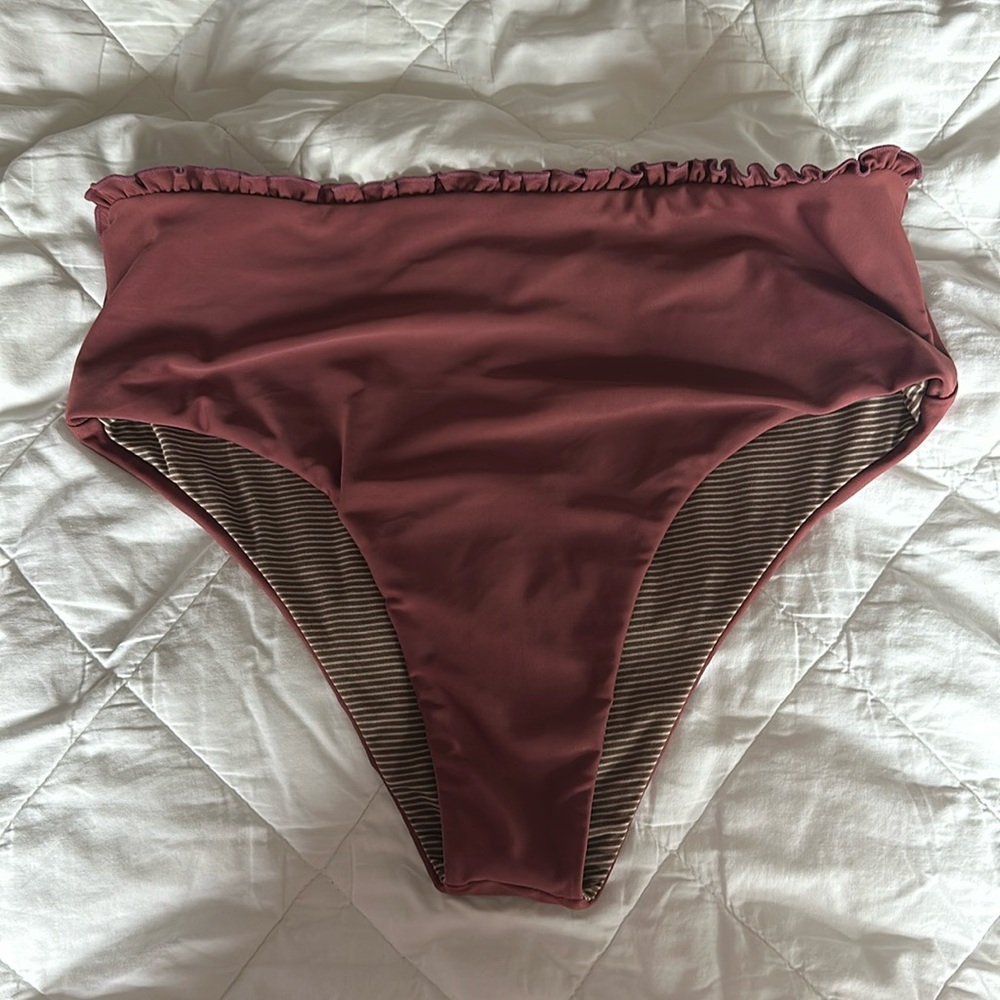 High Waisted Ruffled Acacia Swim Bottoms